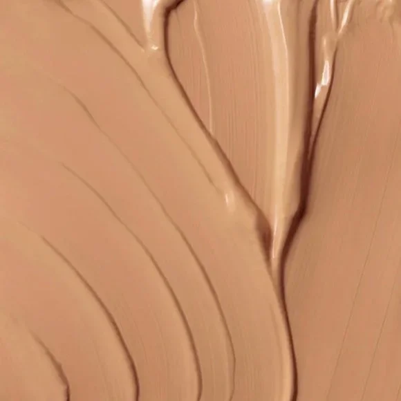 Milk Makeup Flex Concealer in Medium Beige - Picture 2 of 4